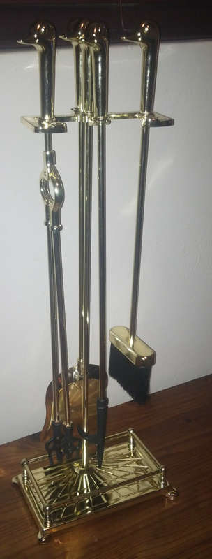 LARGE & COMPLETE COPPER FIRE PLACE SET (25x74cm)