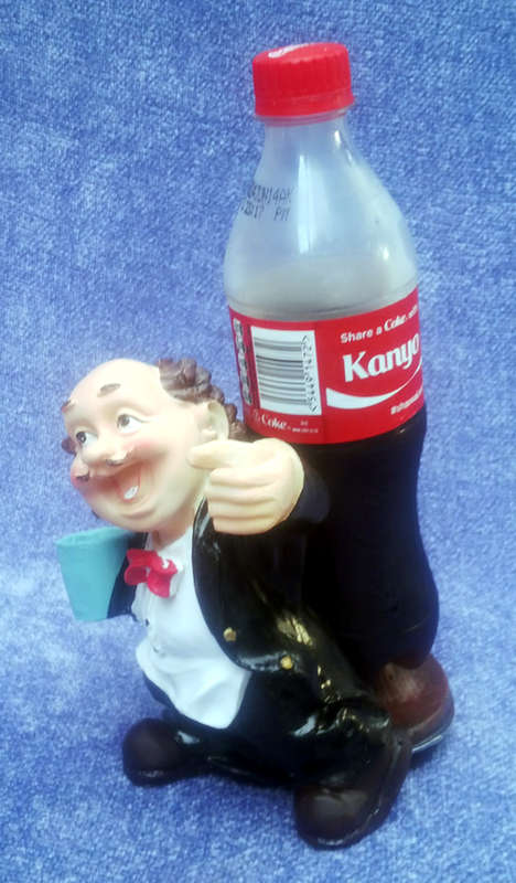 SO ADORABLE!!! BOTTLE & TOOTHPICK HOLDING CHEF (16.5cm high)