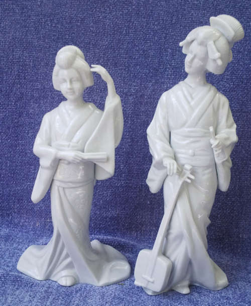 TWO ORIENTAL GEISHA'S IN VERY GOOD CONDITION