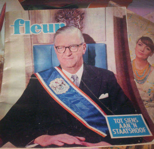 HIGHLY COLLECTABLE: PRESIDENT C.R. SWART (ONE) - 3X "FLEUR" MAGAZINES FOR ONE PRICE! - 33.5x27cm
