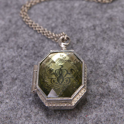 Harry Potter Slytherin House Badge Locket
