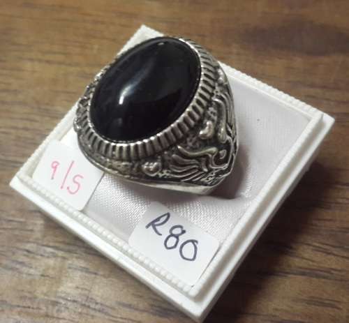 Solid Black Oval Silver Stone Ring - Style B - Size: US-9 UK-S