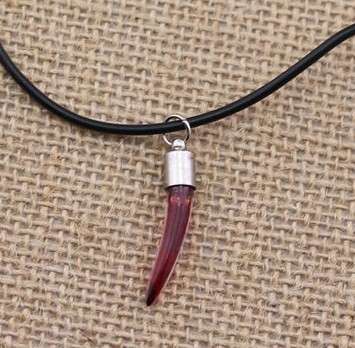 Vampire Werewolf Fake Blood Necklace