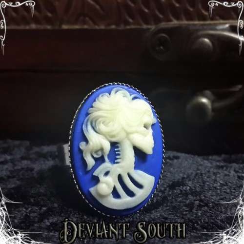Deviant South Madame Squelette Cameo Silver Ring - Medium Cameo (25x18mm) - Blue and Luminous