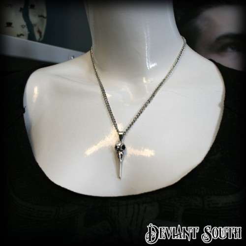 Black-eyed Bird Skull Pendant Silver Necklace
