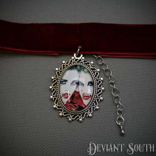 Burgundy Velvet Choker with Vampires 25x18mm Cabochon