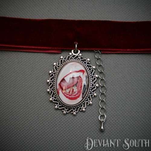 Burgundy Velvet Choker with Vampire Fangs 25x18mm Cabochon