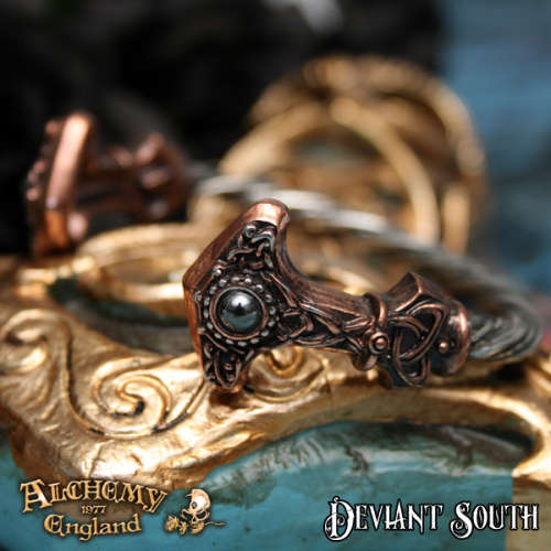 Alchemy Gothic A107 Thunder Torque pewter bangle - Size: Small -- Hematite