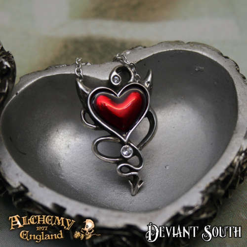 Alchemy Gothic ULFP20 Devil Heart Necklace