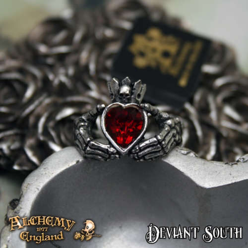 Alchemy Gothic AG-R210 Claddagh By Night ring - UK Size: Q | US Size: 8