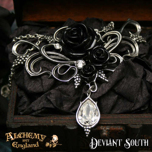 Alchemy Gothic P700 Bacchanal Rose Pewter Pendant