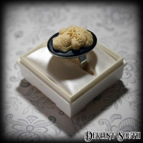 Deviant South Memento Mori Ring featuring 3D Sugar Skull Cameo