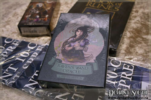 Raven`s Wand Oracle Deck