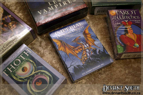 Imperial Dragon Oracle -- 22 over-sized cards and booklet