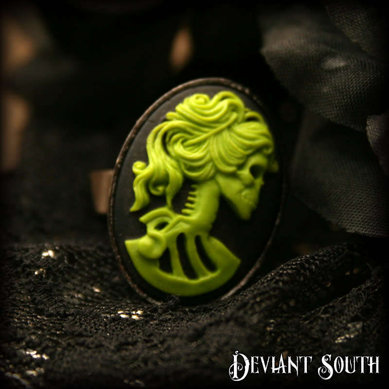 Deviant South Medium Madame Squelette Cameo Black Adjustable Ring