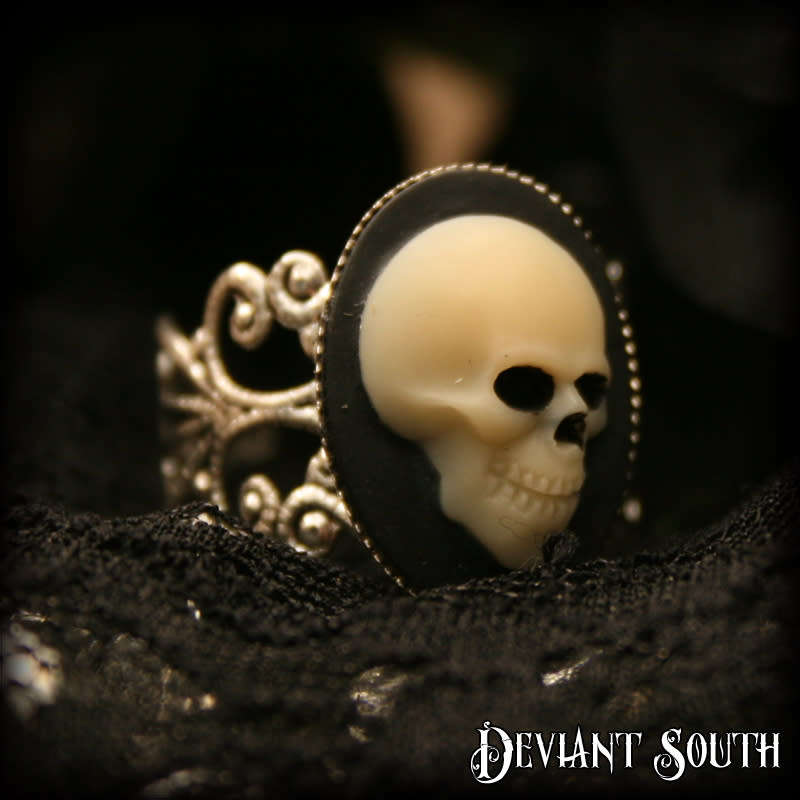 Deviant South Skull Profile Cameo Silver Filigree Adjustable Ring
