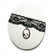 Madame Squelette Lace Choker