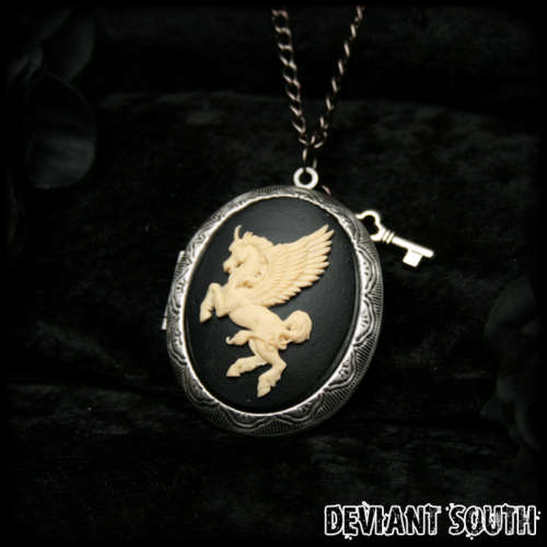 Unicorn Black & Ivory 30x40mm Cameo Locket