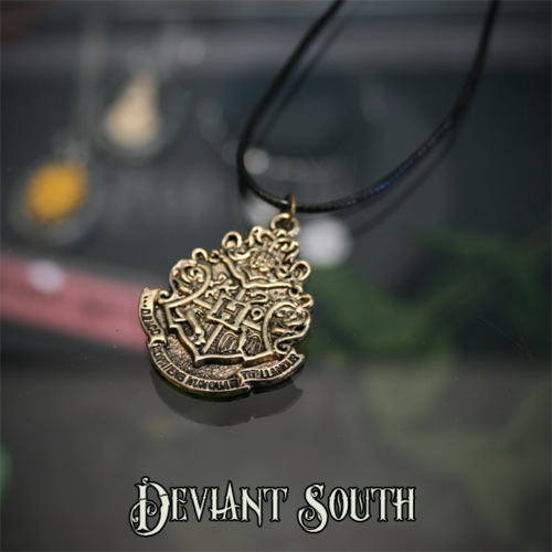 Harry Potter Hogwarts School Badge Bronze Necklace