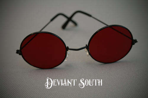 New! Round Sunglasses - Red