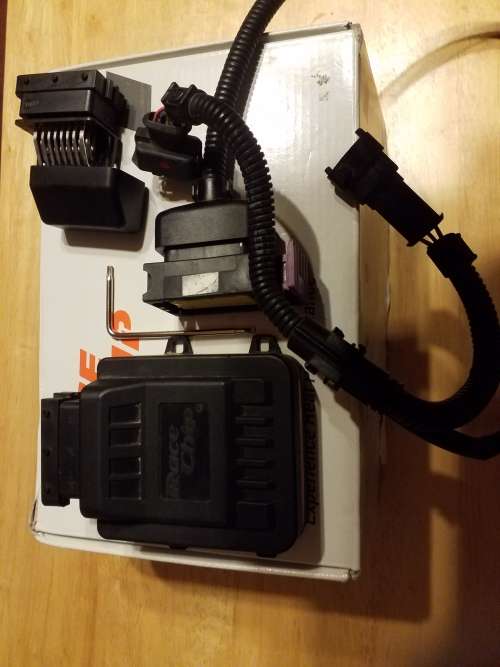 RaceChip Pro 2 with Chevrolet Trailblazer 2.8 LTZ harness (also harness for Toyota 3.0 D4D)