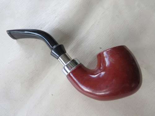WOODEN SMOKING PIPE - APPR. 40 MM DIAM. - 130 MM LONG - NO MANUFACTURER STATED - AS PER SCAN