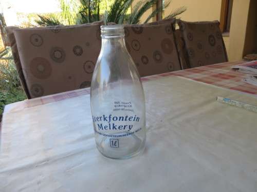 OLD STERKFONTEIN MELKERY - 1 LITRE MILK BOTTLE - AS PER SCAN