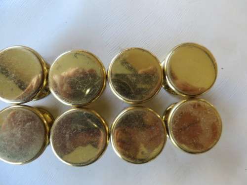 EIGHT SOLID BRASS CUPBOARD KNOBS - 28 MM DIAM. - 20 MM HIGH - AS PER SCAN