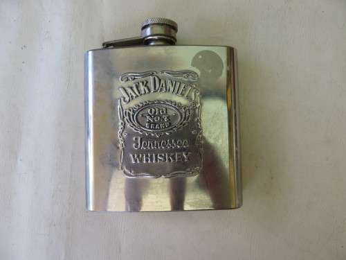 JACK DANIEL'S STAINLESS STEEL HIP FLASK - 6 OZ - AS PER SCAN