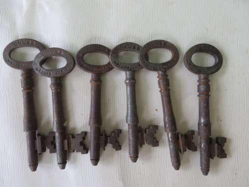 SIX OLD CHUBB KEYS - WOVERHAMPTON - AS PER SCAN