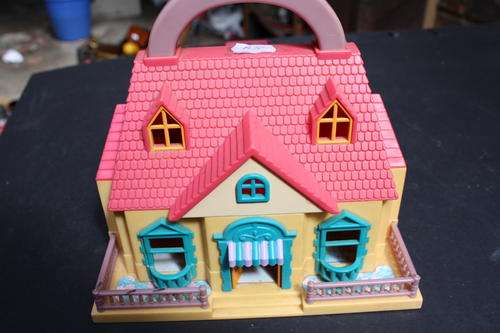 FOLDABLE HOUSE - 165 X 120 MM - 125 MM HIGH - BLUE BOX TOYS - SALE AND READY TO POST