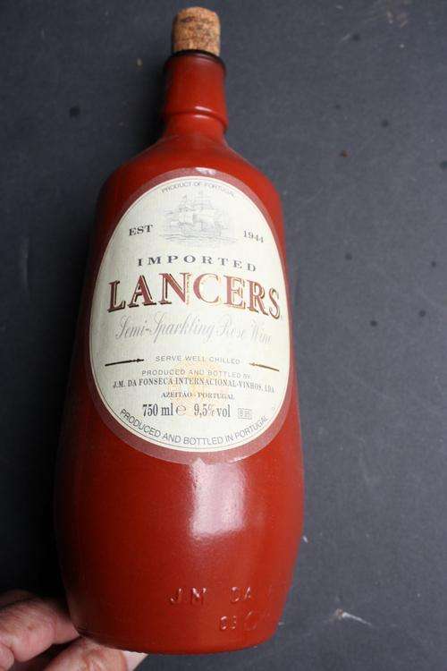 EARTHWARE DECANTER 80 MM DIAM. - 220 MM HIGH - J.M. DA FONSECA - PORTUGAL - PLEASE HAVE A LOOK