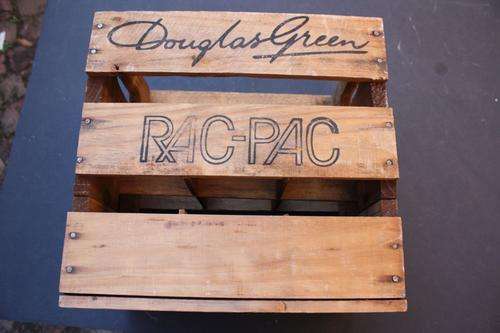 VINTAGE 6 BOTTLE WOODEN WINE CRATE - DOUGLAS GREEN - PLEASE HAVE A LOOK
