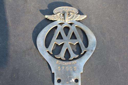 AA BADGE SOUTH AFICA - NO 57005 - PLEASE HAVE A LOOK