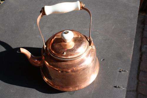 BEAUTIFUL COPPER KETTLE - 170 MM DIAM. - 130 MM HIGH - PLEASE HAVE A LOOK