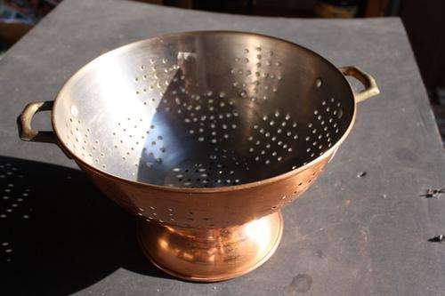 BEAUTIFUL COPPER  STRAINER - 225 MM DIAM. - 140 MM HIGH - PLEASE HAVE A LOOK
