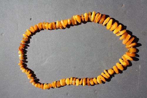 BEAUTIFUL BALTIC AMBER NECKLACE - 680 MM - PLEASE HAVE A LOOK
