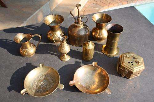 A BEAUTIFUL SELECTION OF VARIOUS BRASS ITEMS - PLEASE HAVE A LOOK
