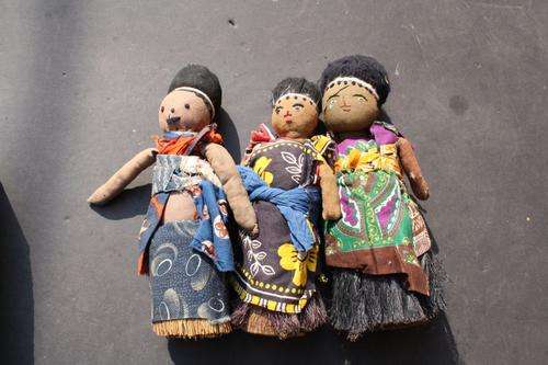 3 AFRICAN DOLLS - PLEASE HAVE A LOOK