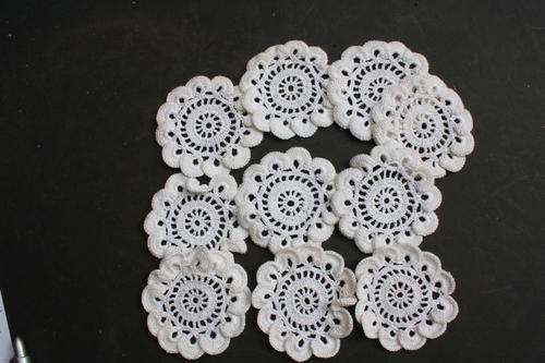 10 SMALL CROCHET CLOTH - 90 MM DIAM. - PLEASE HAVE A LOOK