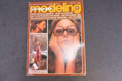 PHOTOGRAPHIC MODELLING - 1975 -A REAL COLECTORS ITEM