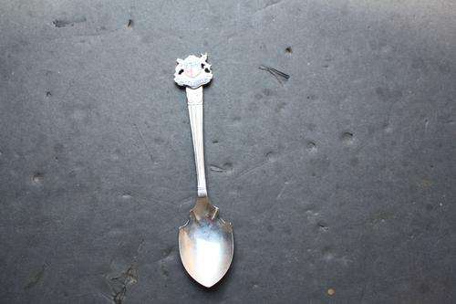 COLLECTOR SPOON - MAURITIUS - SHEFFIELD - PLEASE HAVE A LOOK