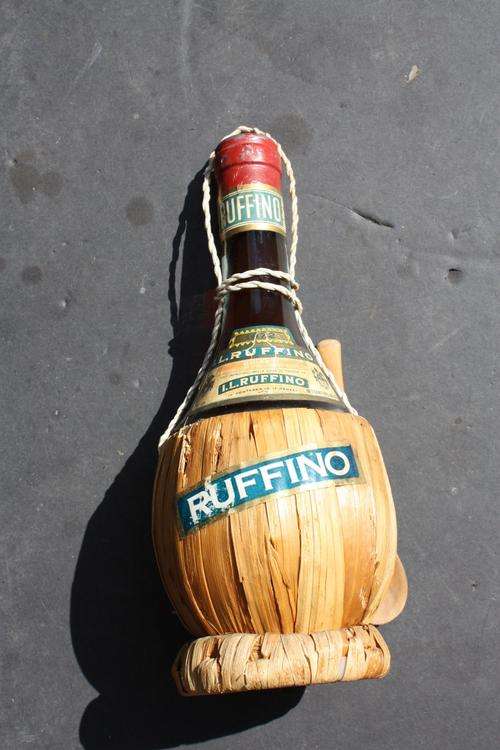 I.L.RUFFINO - 1972 CHIANTI - 475 ML - A COLLECTORS ITEM
