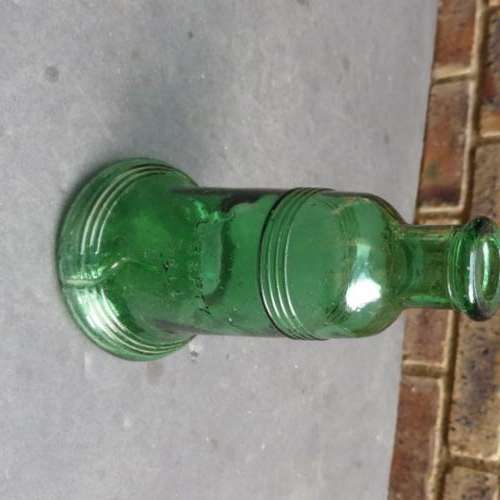 BEAUTIFUL GREEN BOTTLE - 85 MM DIAM. AT THE BOTTOM - 150 MM HIGH - LIBERTY BELL - PLEASE HAVE A LOOK