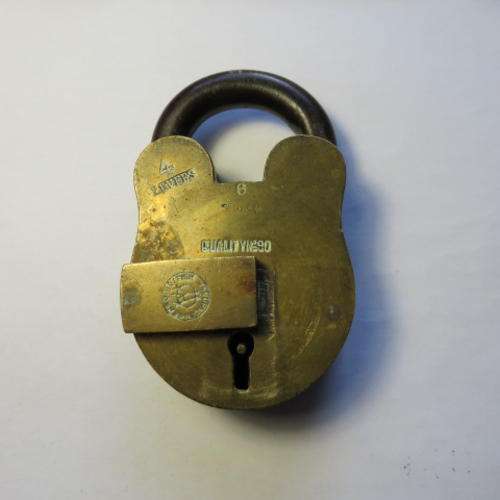 VINTAGE BRASS 4 LEVERS PADLOCK - 65 X 80 MM - 27 MM THICK - BRITISH MADE - NO KEY PLEASE HAVE A LOOK