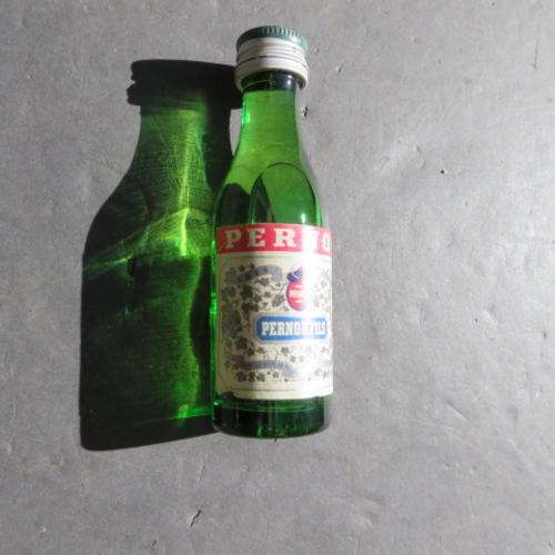 MINI BOTTLE - 20 ML. - PERNOD - STILL SEALED - PLEASE HAVE A LOOK