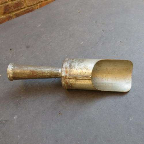 METAL SCOOP APPR. 60 MM DIAM. 130 MM LONG - 245 MM TO HANDLE - PLEASE HAVE A LOOK