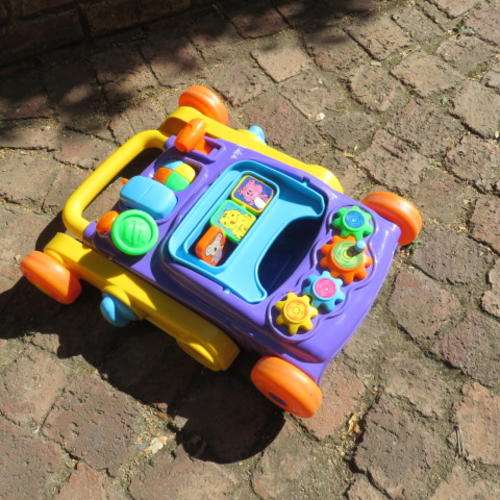 YOUR KID WILL LOVE IT AND YOU WILL HATE ME.  LEARNING AND NOISE MAKING CAR - 500 X 330 MM