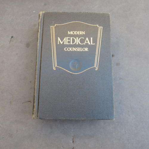 MODERN MEDICAL COUNSELOR - H.O. SWARTOUT - 1943 - A COLLECTORS ITEM - PLEASE HAVE A LOOK