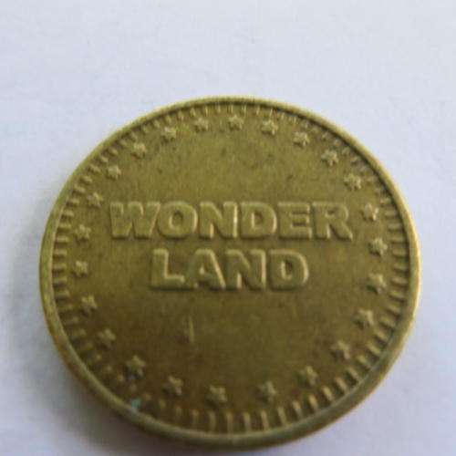TOKEN - WONDERLAND - PLEASE HAVE A LOOK